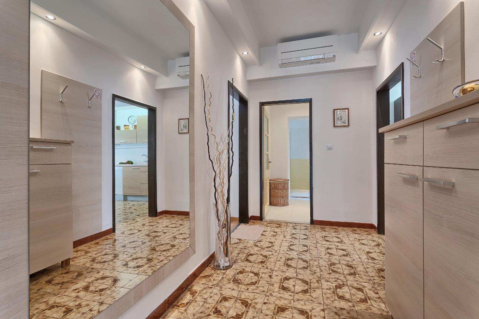 פרמנטורה Apartments Vlasta מראה חיצוני תמונה