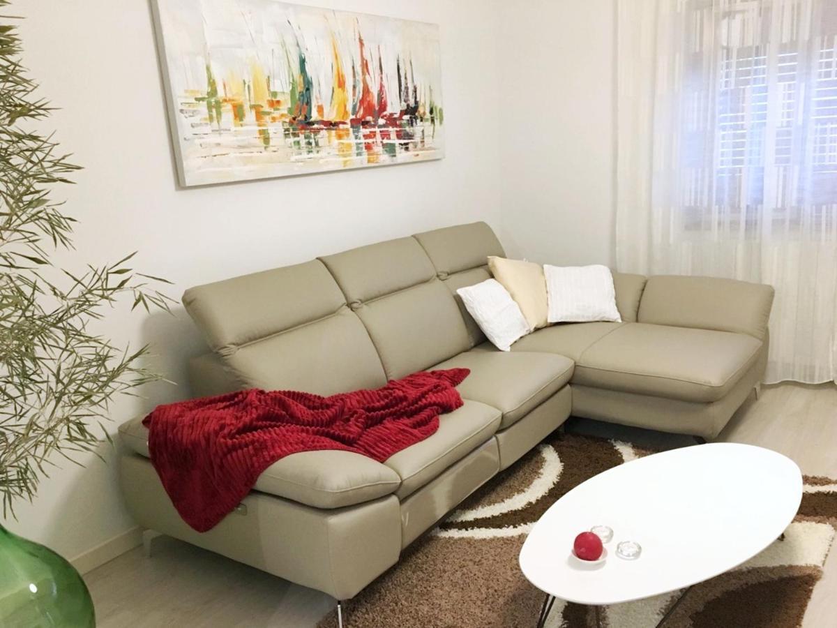 פרמנטורה Apartments Vlasta מראה חיצוני תמונה